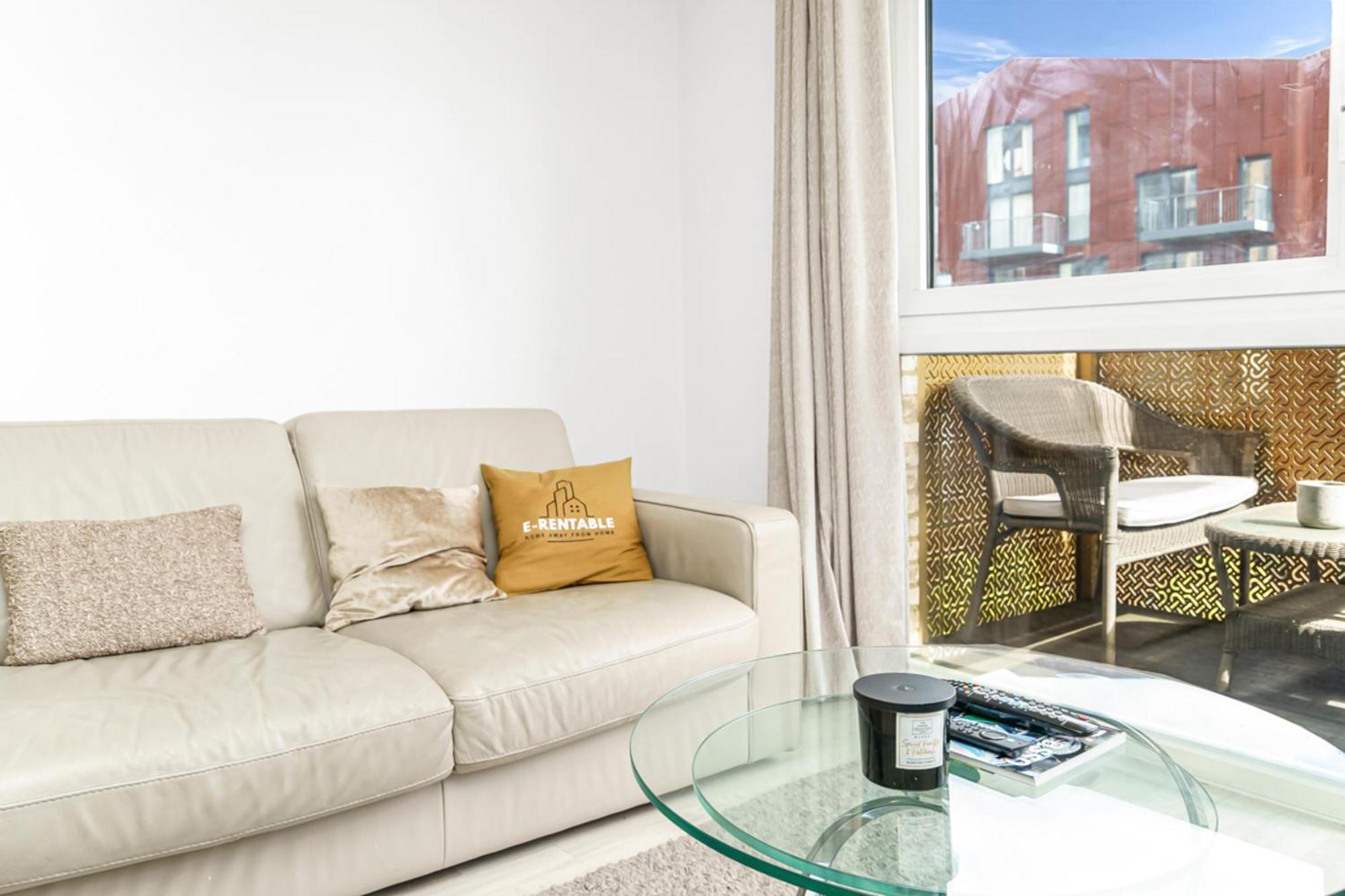 Appartement Stylish Surrey Quays - 10 Mins From Station *